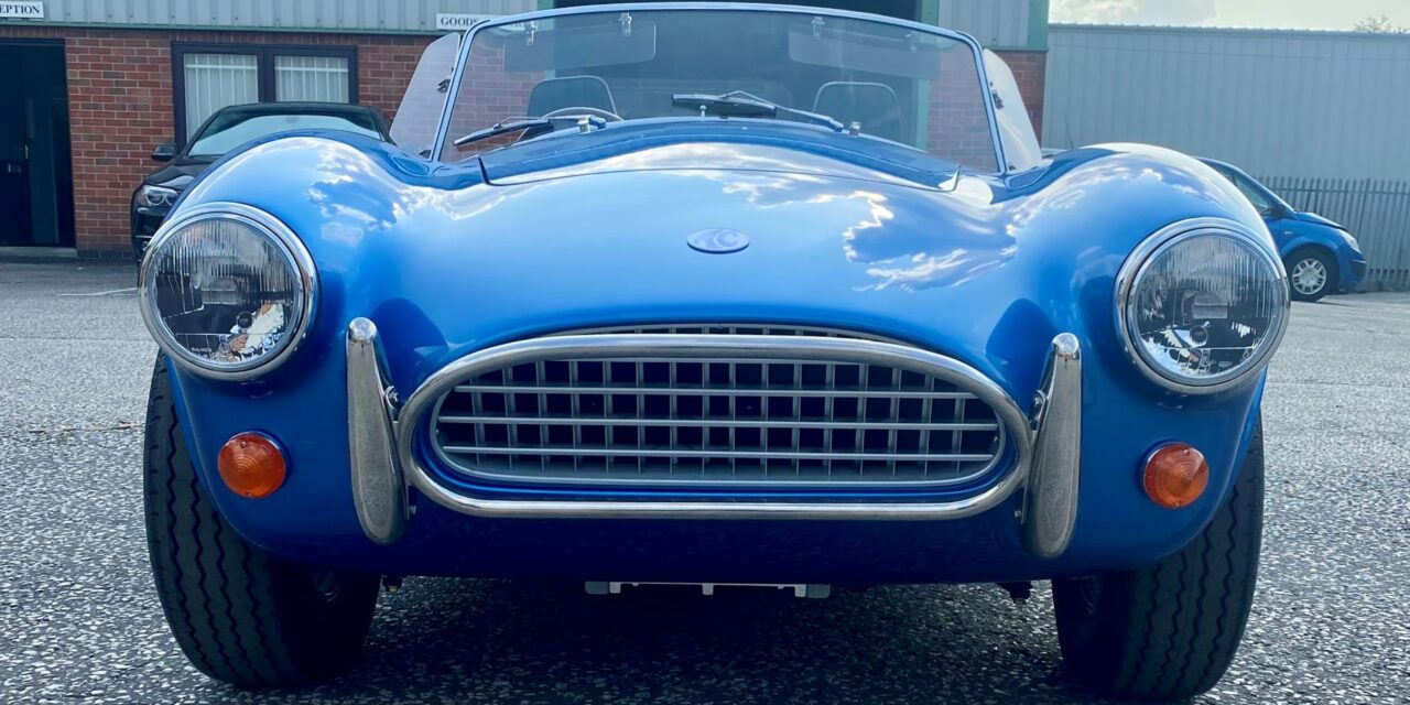 Electric AC Cobra fires up British Motor Show
