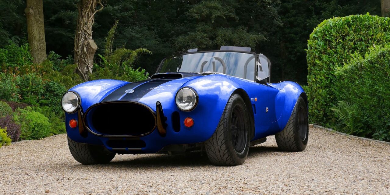 Electric AC Cobra fires up British Motor Show