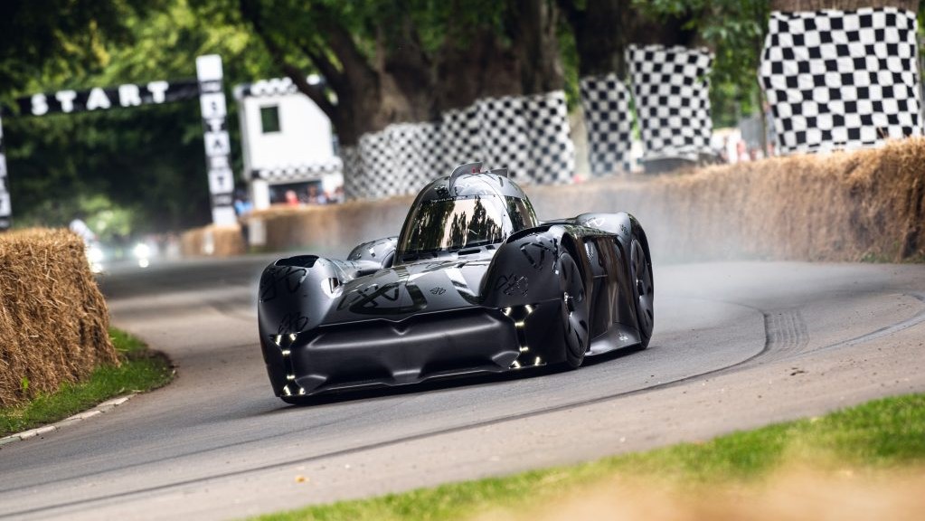McMurtry Spéirling electric track car makes some noise on track Futurride