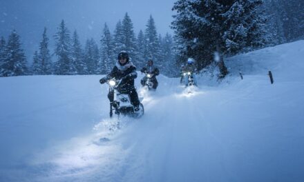 MoonBikes brings world’s first electric snowbike to America ahead of CES 2022