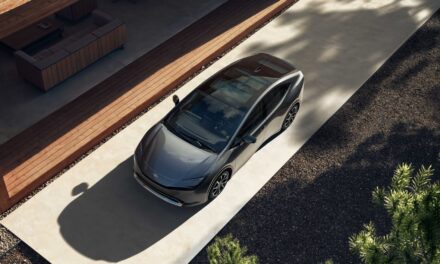Toyota redesigns Prius for better styling and performance
