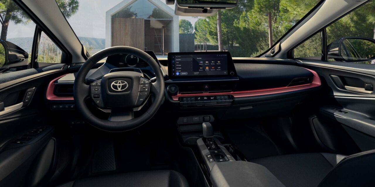 Toyota redesigns Prius for better styling and performance
