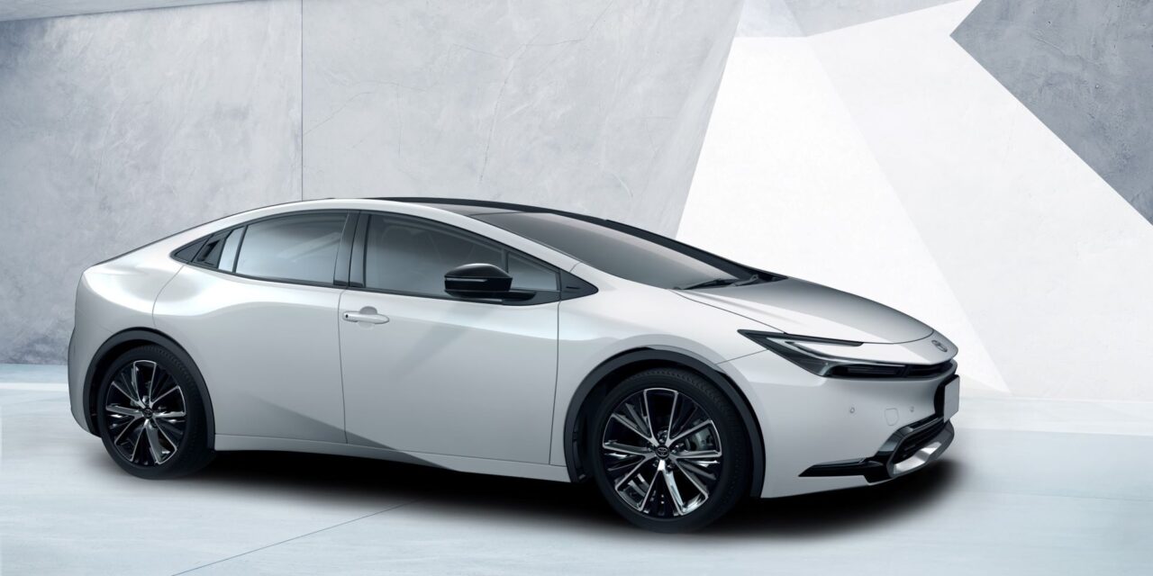 Toyota redesigns Prius for better styling and performance