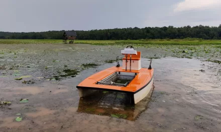 RanMarine Technology shows first electric harvesting vessel to fight waterway pollution