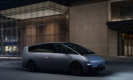 Li Auto goes Mega with flagship family van