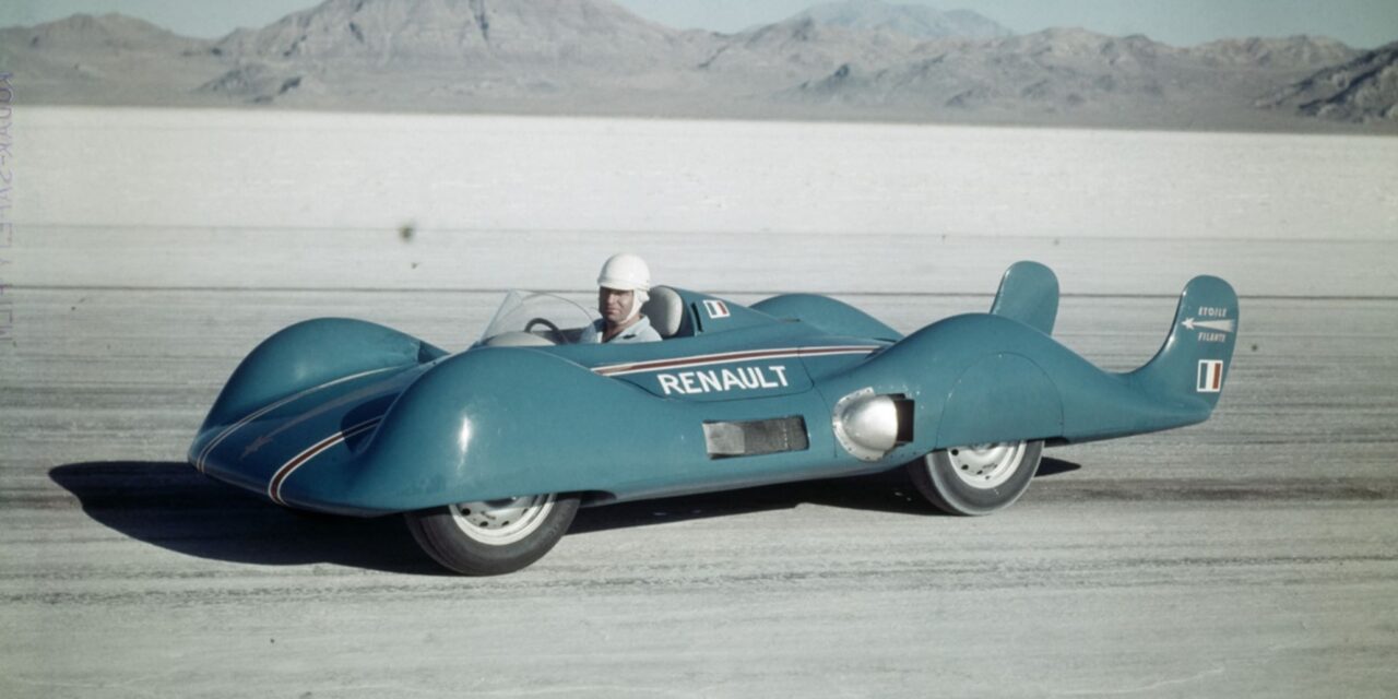 Renault to show laboratory-on-wheels demo car at Retromobile